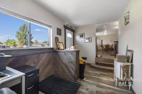 Entry Way - 646 2nd Ave E, Wendell, ID 83355 photo 1 of 1