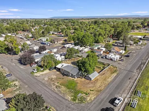 View/Area - 646 2nd Ave E, Wendell, ID 83355 photo 7 of 10
