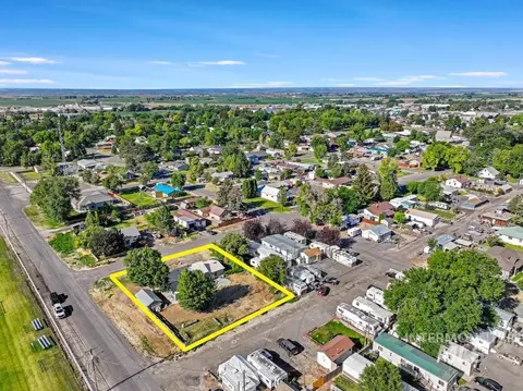 View/Area - 646 2nd Ave E, Wendell, ID 83355 photo 9 of 10