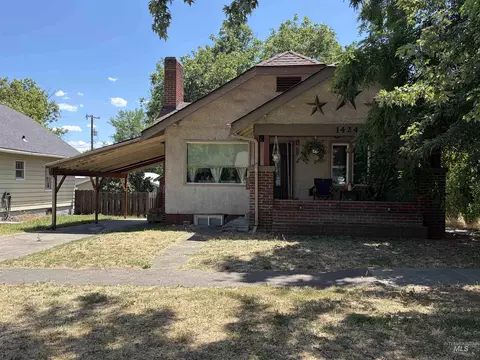 1424 10th Ave, Lewiston, ID 83501
