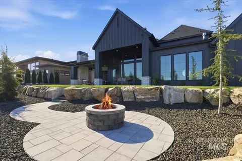 Exterior - 4930 W Braveheart, Eagle, ID 83616 photo 4 of 4