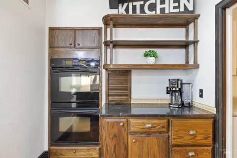 Kitchen - 2176 Addison Ave E, Twin Falls, ID 83301 photo 4 of 5