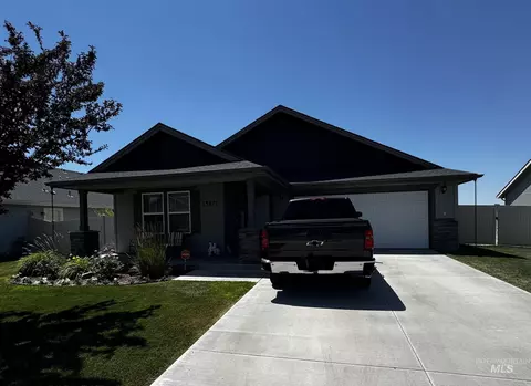 15171 N Fishing Creek Ave, Nampa, ID 83651