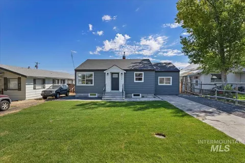 604 8th Ave N, Buhl, ID 83316