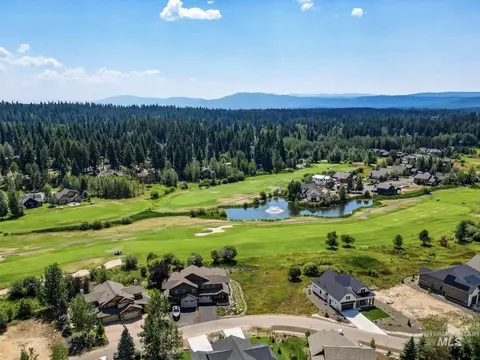 1400 1404 Mountain Meadow Dr, Mccall, ID 83638