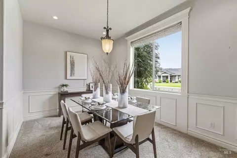 Dining - 2149 W Preston St, Eagle, ID 83616 photo 2 of 3
