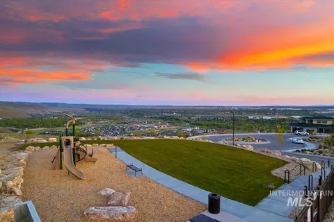 3565 E Asteroid Ct, Boise, ID 83712 photo 3