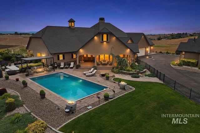 5975 N Highplace Ln, Star, ID 83669