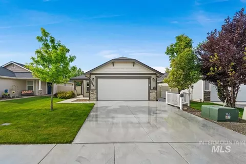 7645 E Declaration Dr, Nampa, ID 83687