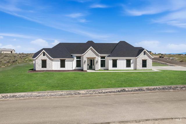 17244 Triple Crown Pl, Caldwell, ID 83607