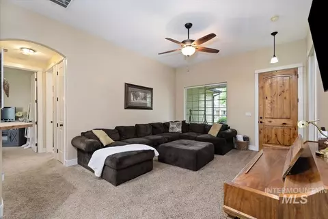 Other - 910 Donna Crt, Parma, ID 83660 photo 3 of 9