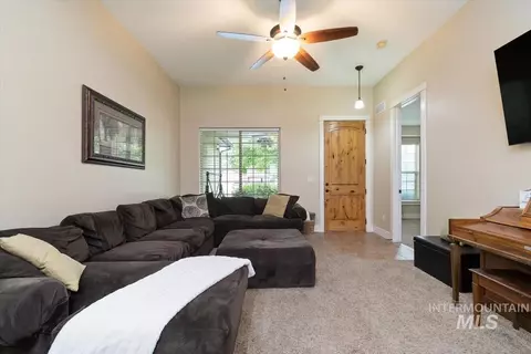 Other - 910 Donna Crt, Parma, ID 83660 photo 2 of 9