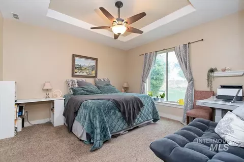 Bedroom - 910 Donna Crt, Parma, ID 83660 photo 3 of 6