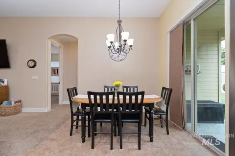 Dining - 910 Donna Crt, Parma, ID 83660 photo 2 of 2