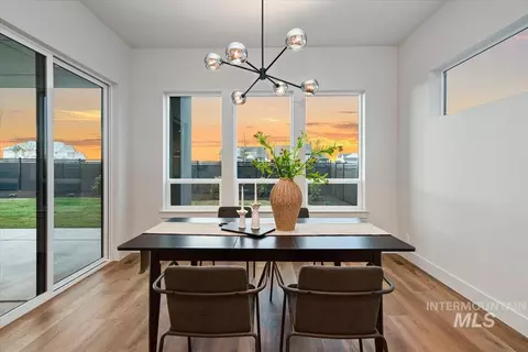 Dining - 7290 W Bed Mill St, Eagle, ID 83616 photo 1 of 1