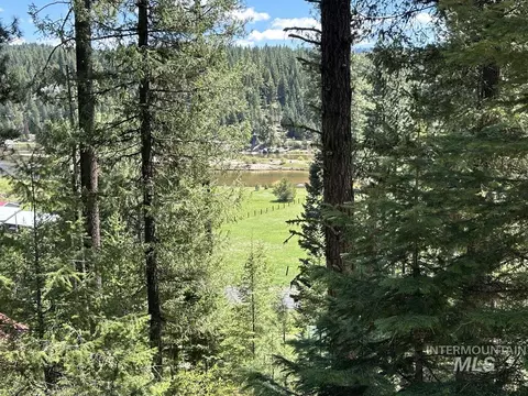 9810 Brian Way, Cascade, ID 83611