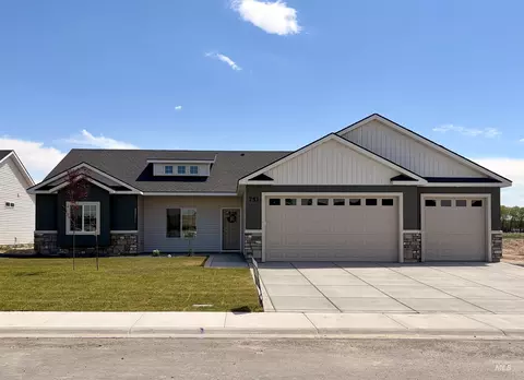 751 Waveland Ave, Filer, ID 83328