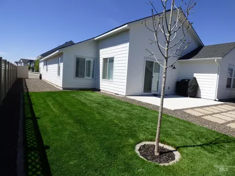 Exterior - 2708 E Buckaroo Dr, Kuna, ID 83634 photo 4 of 14