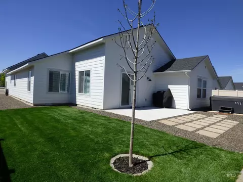 Exterior - 2708 E Buckaroo Dr, Kuna, ID 83634 photo 6 of 14