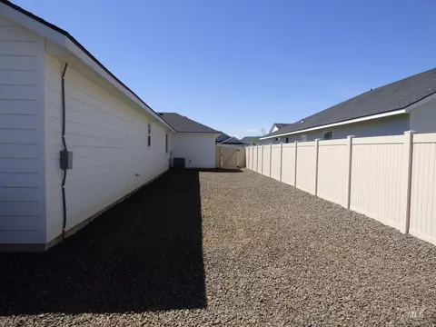 Exterior - 2708 E Buckaroo Dr, Kuna, ID 83634 photo 13 of 14