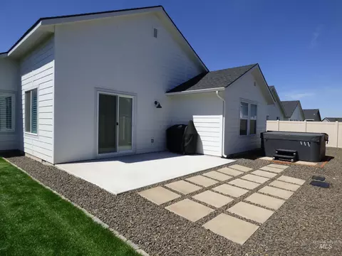Exterior - 2708 E Buckaroo Dr, Kuna, ID 83634 photo 14 of 14