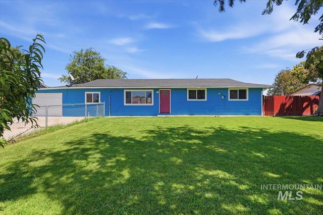 5720 Sunset Dr, Nampa, ID 83686