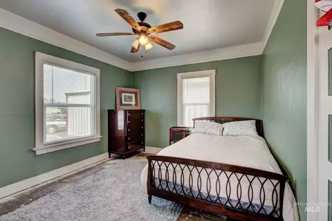 Bedroom - 1440 E 6th St, Weiser, ID 83672 photo 1 of 4