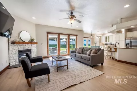 296 N Clearpoint Way, Eagle, ID 83616 photo 7