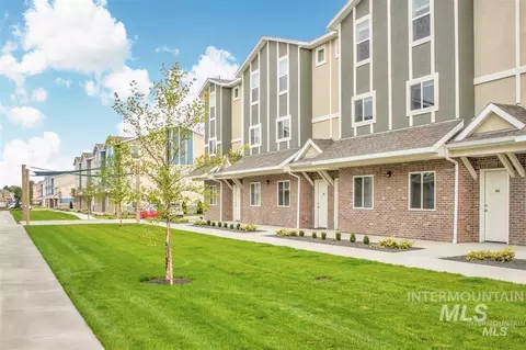 3710 N Centrepoint Way #BLDG Q, Meridian, ID 83646