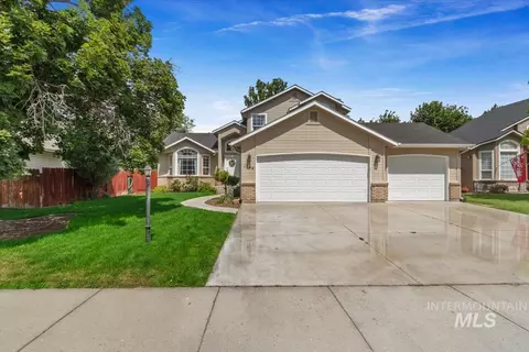 1344 N Crestmont Dr, Meridian, ID 83642