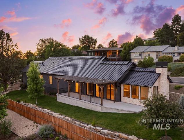 1211 E Shaw Mountain Rd, Boise, ID 83712