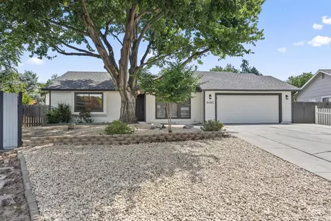 6482 N Portsmouth Ave, Boise, ID 83714