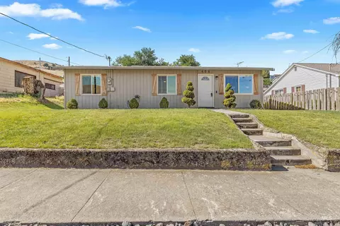 406 2nd St, Asotin, WA 99402