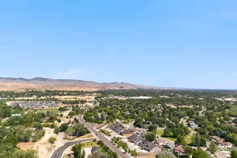 1520 E Jade Creek St, Eagle, ID 83616 photo 39