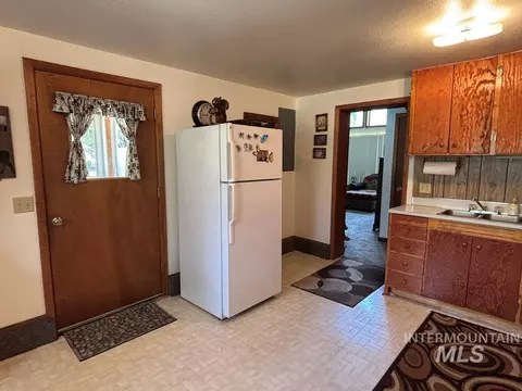 62 Newell Dr, Cascade, ID 83611 photo 16