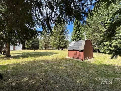 62 Newell Dr, Cascade, ID 83611 photo 7