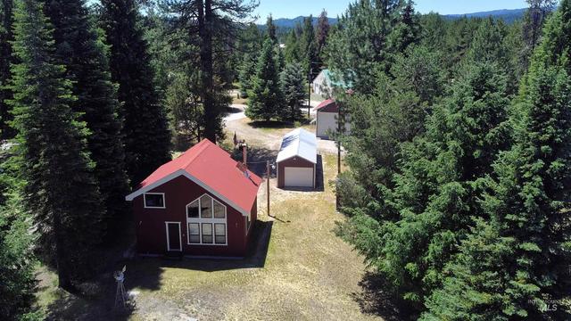 62 Newell Dr, Cascade, ID 83611