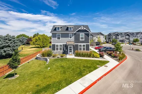 5891 S Carlburg Ln, Boise, ID 83709