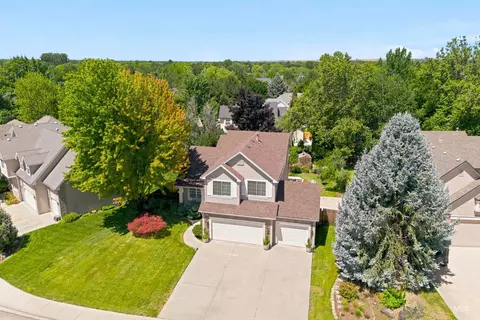 View/Area - 2468 E Heathfield Ct, Eagle, ID 83616 photo 1 of 4