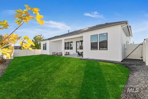 Exterior - 6295 W Sollas Ct, Eagle, ID 83616 photo 4 of 5