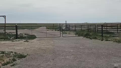 2192 E 2925 S, Malta, ID 83342 photo 2