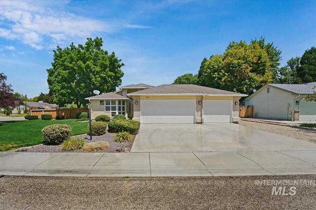 1468 E Bishop Dr, Eagle, ID 83616