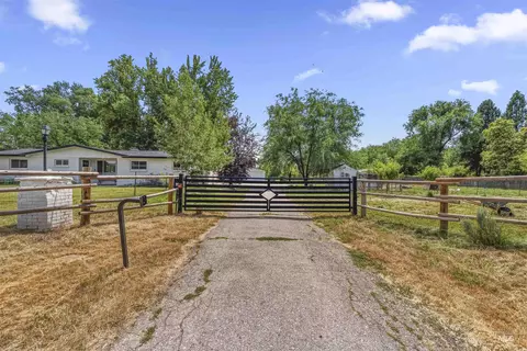 355 E Beacon Light Rd, Eagle, ID 83616 photo 42