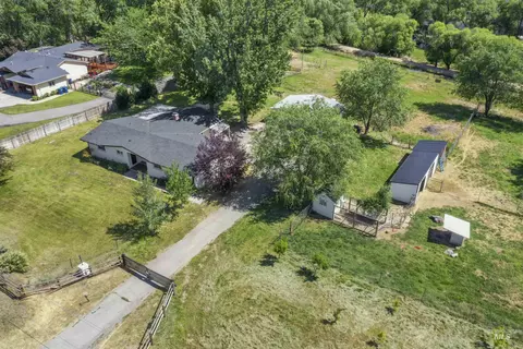 355 E Beacon Light Rd, Eagle, ID 83616 photo 46