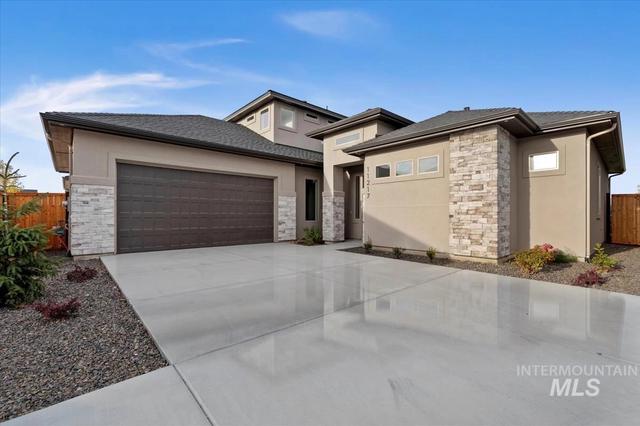 11127 S Corballis Ln, Kuna, ID 83634