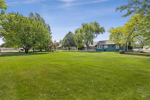 Exterior - 3716 N 2544 E, Twin Falls, ID 83301 photo 10 of 12