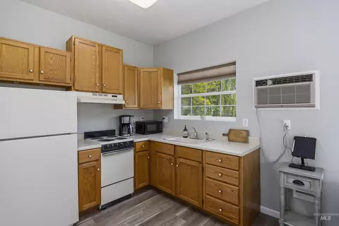 Kitchen - 3716 N 2544 E, Twin Falls, ID 83301 photo 5 of 5