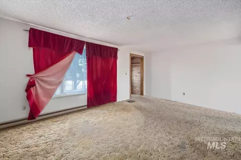 526 E Avenue J, Jerome, ID 83338 photo 3