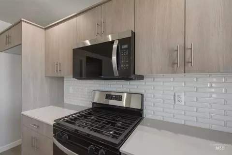 Kitchen - 7284 W Trumbull Ct, Eagle, ID 83616 photo 4 of 5