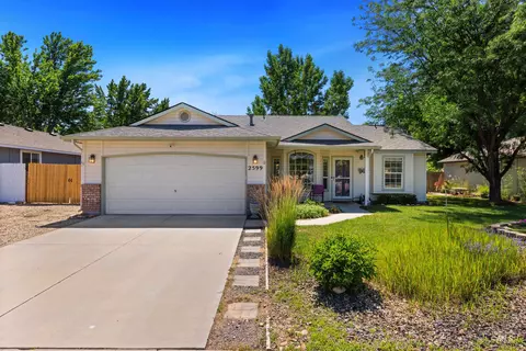 2599 N Old Stone Way, Meridian, ID 83646
